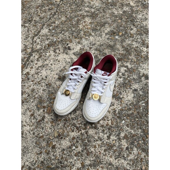 Nike Dunk Low SE Sisterhood White Phantom Team Red DV1160-100 Women 11 - Picture 14 of 14